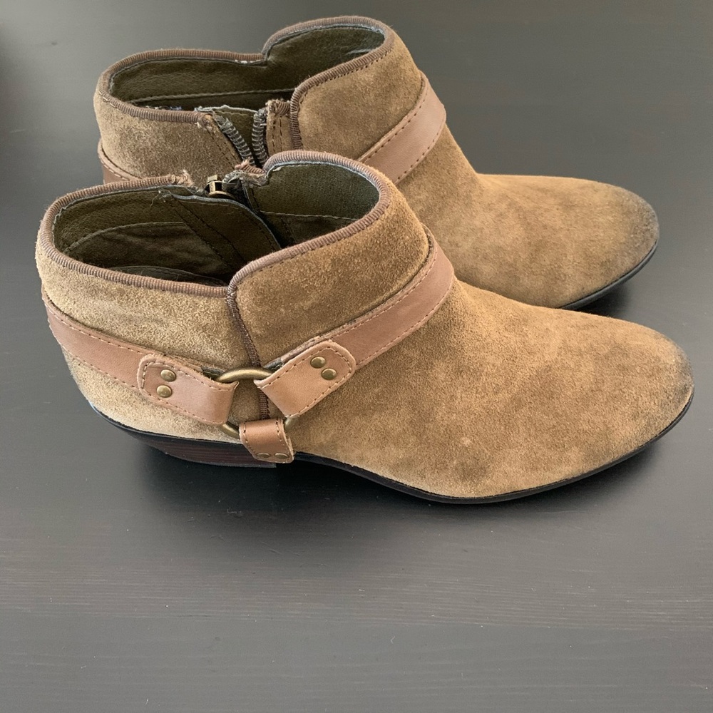 Sam Edelman Green Suede Ankle Boots